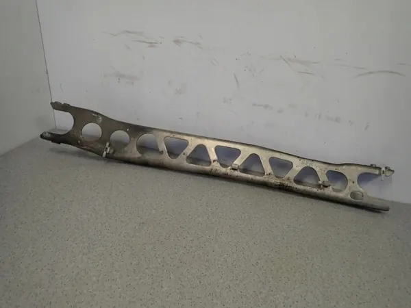 Mazda MX5 NB 1.8i 99-05 OEM vahvistustuki image 4