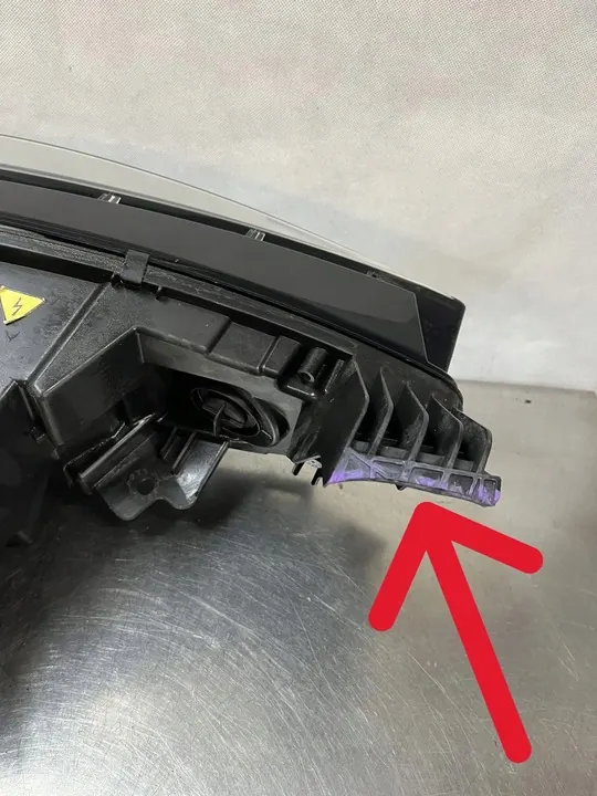 Farol dianteiro esquerdo Xenon LED Fiat Tipo II 521451670E image 8