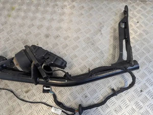 Enganche Cupra Formentor OEM 5FF803880A - Desmontable image 4