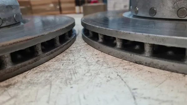 BMW G01 G02 G05 G20 G30 Vorderbremszange - OEM 34116891304 image 10