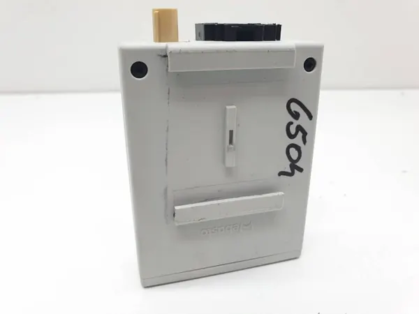 Módulo Webasto OEM JPLA-18D540-AA para Range Rover Sport II image 4