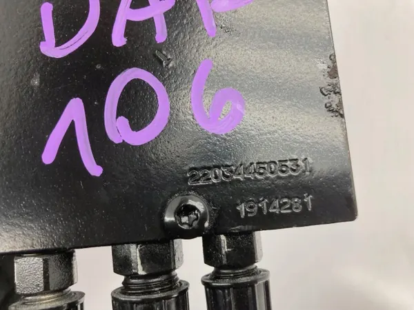 Pompe de levage cabine DAF 106 OEM 1914281 - Occasion image 4