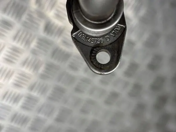 Skoda Turbo-Ölleitung OEM 03L145735D - Gebraucht image 3