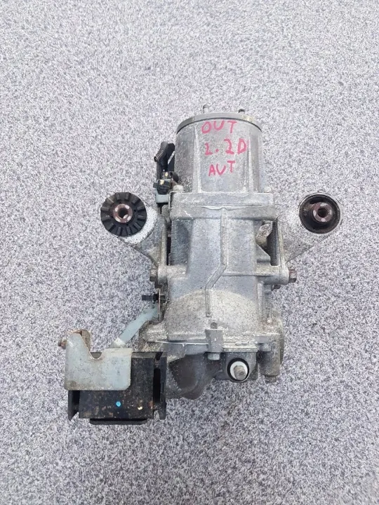 OUTLANDER III Lift Hinterachse 2.2D Automatik Gebraucht image 2