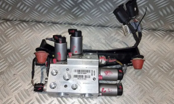 BMW Dynamic Drive ophangingpomp OEM 6781488 image 2