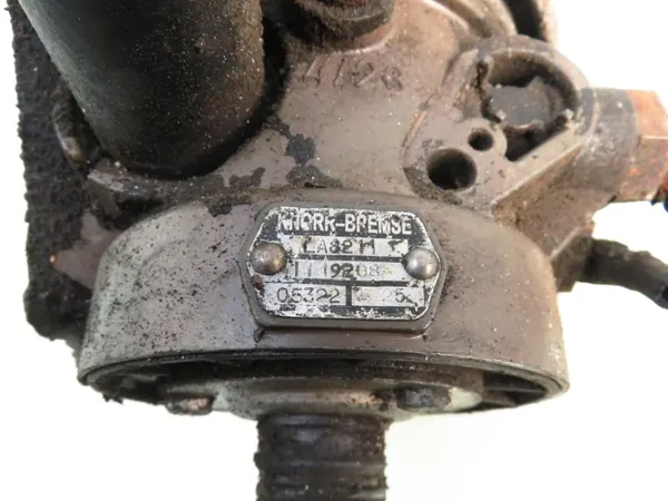 Sécheur d'air d'occasion OEM LA8211 pour MAN TGA image 4