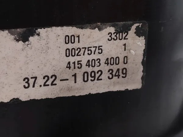 BMW X5 Achteras luchtvering compressor OEM 1092349 image 7