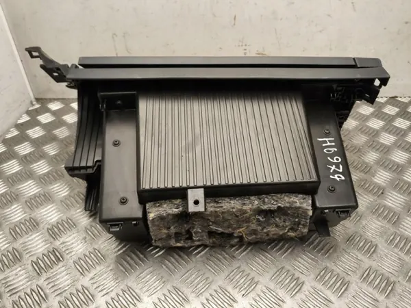 Handskfack Renault Kangoo III OEM T0545361 - Begagnad image 3