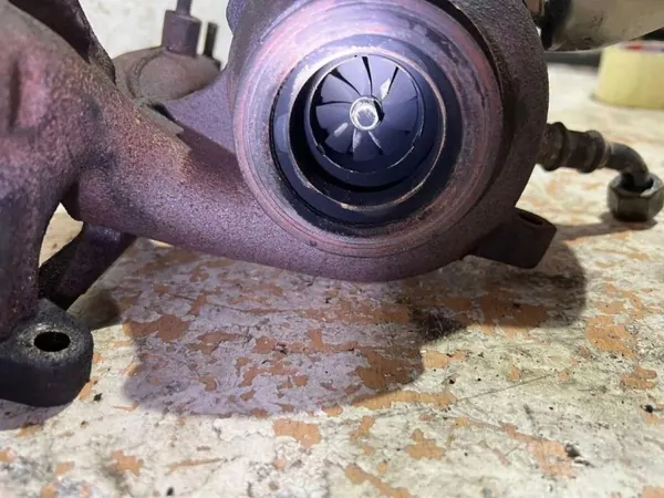 Turbo VW Passat Variant B6 1.9L 77kW 14267116AN image 3