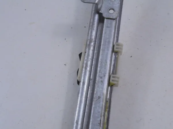 Mecanismo de janela elétrica traseira direita RENAULT LAGUNA II OEM 8200485202 image 8