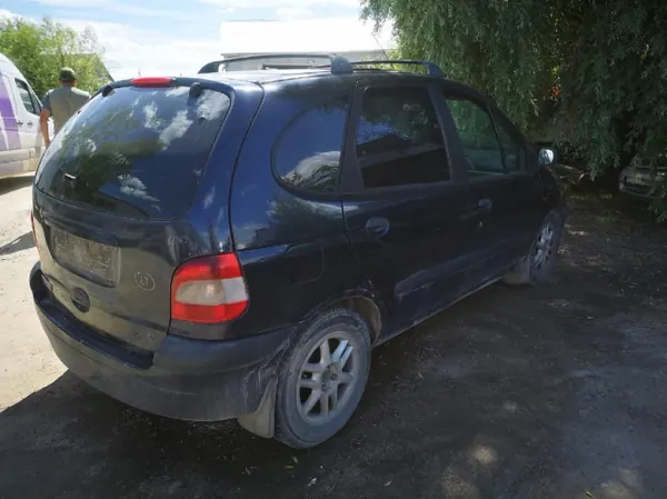 Uitlaatspruitstuk Renault Scenic OEM 7700874571 image 9
