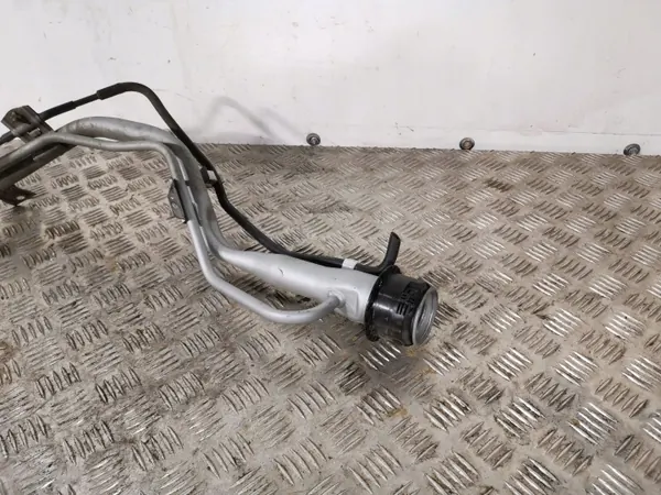 Tankvulpijp Toyota GT86 OEM FBZ8183 - Gebruikt image 3
