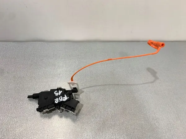 Subaru bränsleluckslås OEM FBZ22874 - Begagnad image 2