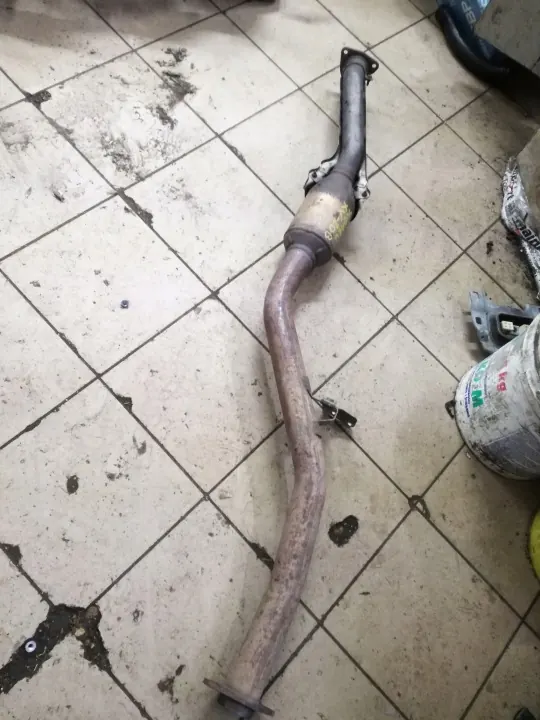 Subaru XV 2.0i Unterer Katalysator OEM image 2
