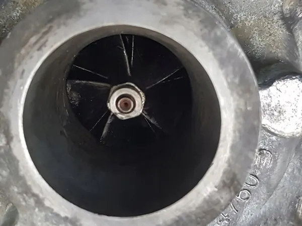 Turbocompresor 1.5dci Renault 75 54359710028 image 8