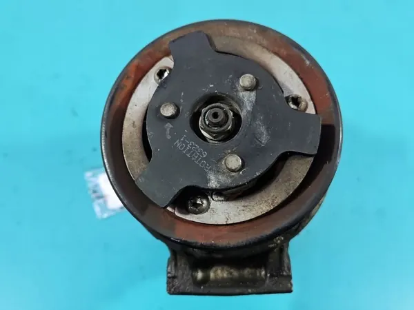 Gebruikte airco compressor OEM 1K0820803S voor VW Passat B6 image 5