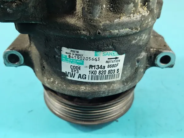 Gebruikte airco compressor OEM 1K0820803S voor VW Passat B6 image 8