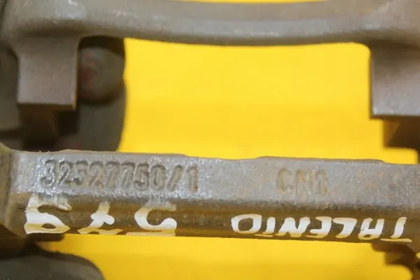 OEM 32327750/1 Jarrupuristin Vasen Taka image 7