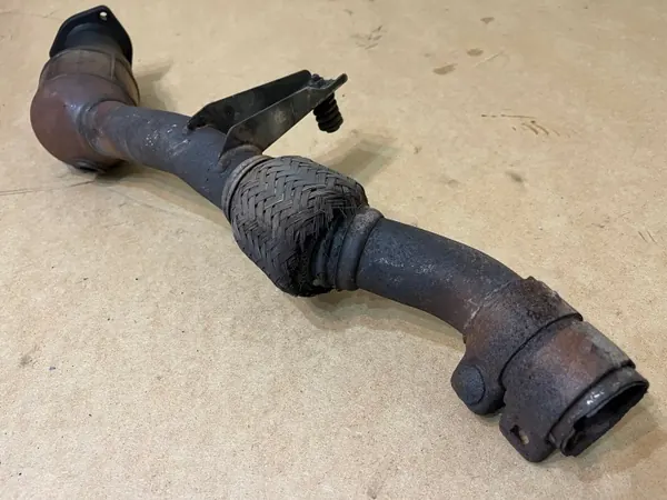 Audi A4 B6 3.0 V6 Katalysator OEM 8E0131701EK image 3