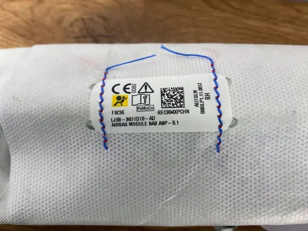 Airbag lateral OEM LJ6BS611D10ADPI para Ford Escape 2020 image 9
