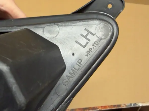 Phares avant gauche halogène OEM HYUNDAI IX20 image 4