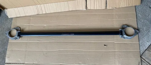 Barra de reforço Mercedes AMG Classe A CLA GLB image 1