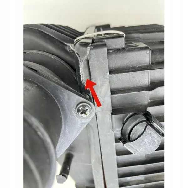Audi Q7 Luftfiltergehäuse OEM 7L6129601 image 6