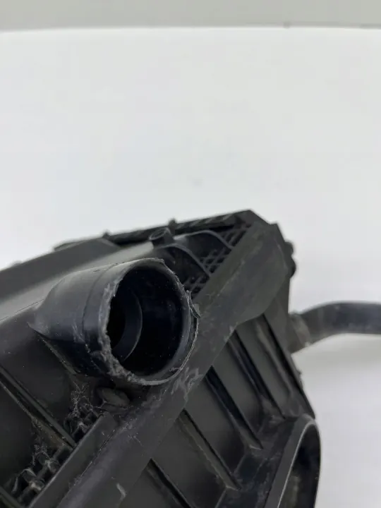 Audi Q7 Luftfiltergehäuse OEM 7L6129601 image 7