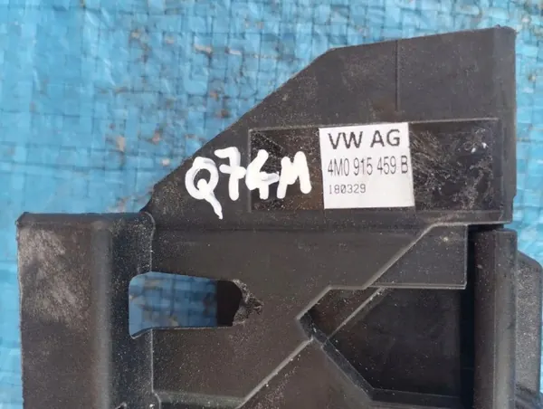 Audi Q7 Pyrotechnische Klemme OEM 4M0915459B - Gebraucht image 3