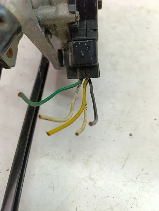 HYUNDAI ELANTRA V 2010/2015 Scheibenwischermotor Vorne OEM 98100-3X000 image 6