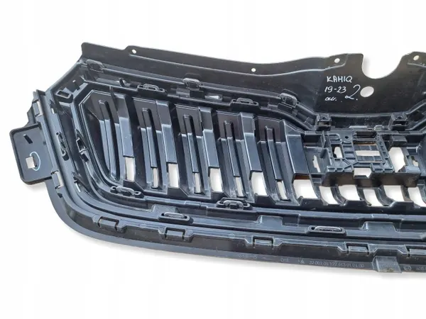 Grelha dianteira Skoda Kamiq OEM 658853653A - Usado image 5