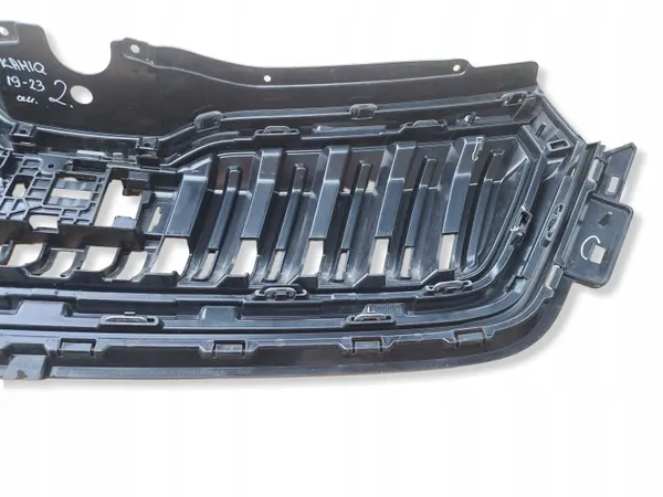 Grelha dianteira Skoda Kamiq OEM 658853653A - Usado image 6