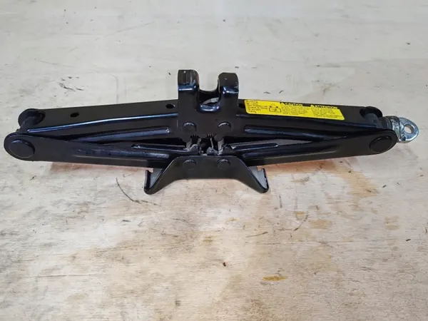 Cric de roue de secours OEM 09111-0F020 Toyota Auris I image 2