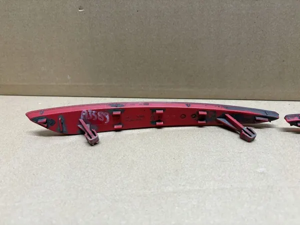 Refletor para-choques traseiro VW Scirocco OEM 1K8945105/1K8945106 image 5