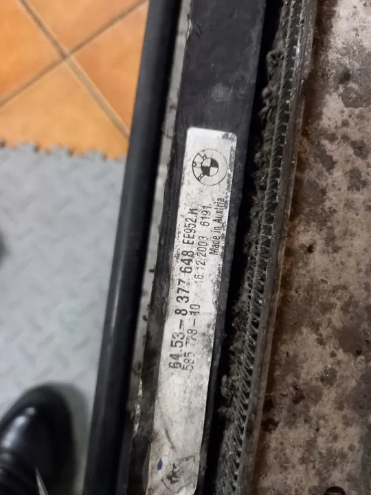 Radiador de ventilador BMW E46 2001-2005 2.0 D image 7