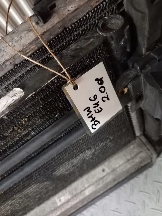 Radiador de ventilador BMW E46 2001-2005 2.0 D image 9