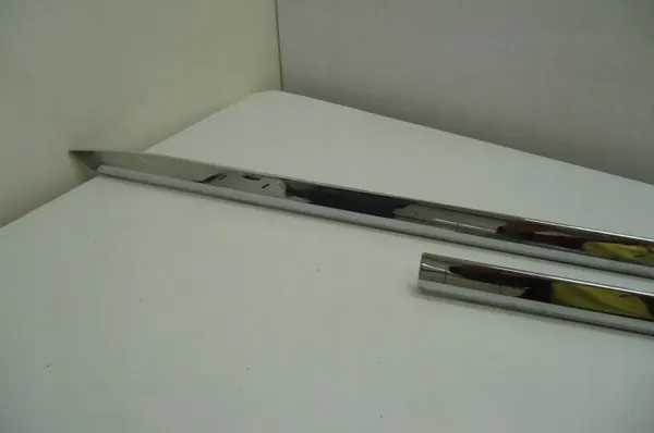 Mitsubishi OE 6512A323/LPT/6512A325 Chromlijst Links image 4
