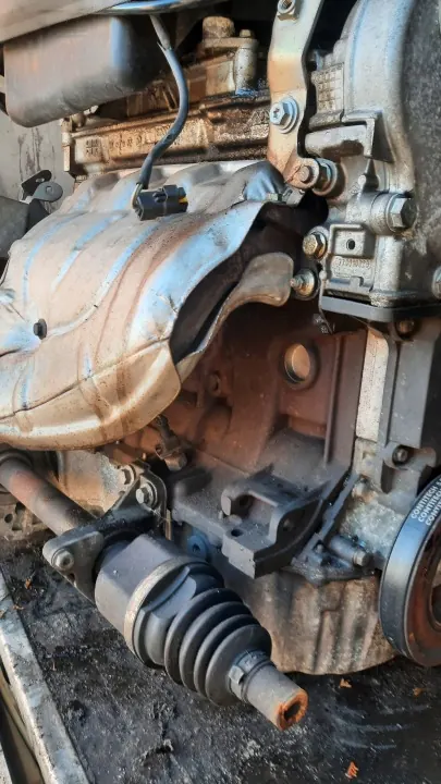 Motor Renault usado 1.6 16V K4M T 7/60 139k km image 5