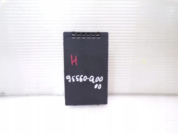Chargeur Inductif Sans Fil OEM 95560-Q0000 pour Hyundai image 2