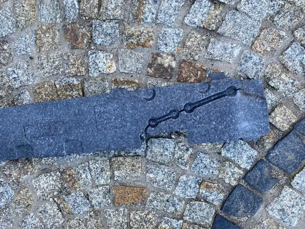 AUDI A4 B8 8K Etupuskuri Iskunvaimennin OEM 8K0807550E image 8