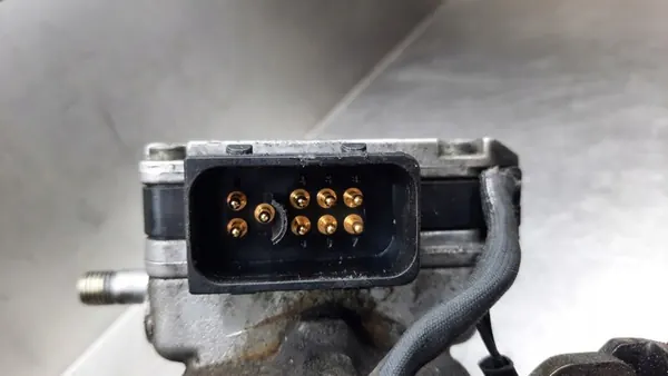 Injectiepomp Opel Astra G 1.7D 90572504 image 6