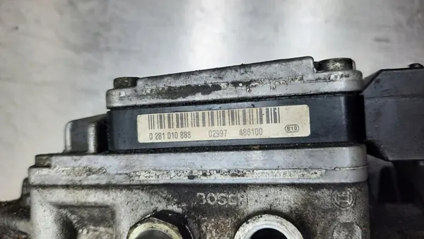 Injectiepomp Opel Astra G 1.7D 90572504 image 8