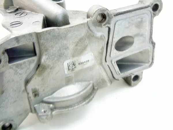 Boîtier de Pompe à Eau 1.6 D4D Toyota Mini BMW image 3