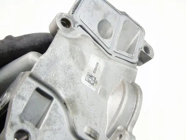 Boîtier de Pompe à Eau 1.6 D4D Toyota Mini BMW image 5