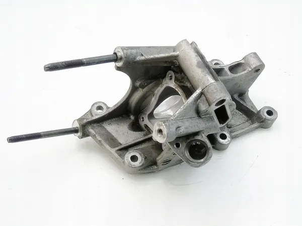 Boîtier de Pompe à Eau 1.6 D4D Toyota Mini BMW image 6