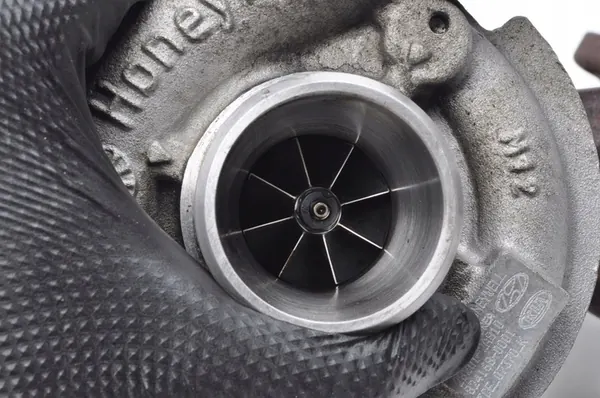 Turbo para Hyundai i40 1.7 CRDi 28201-2A810 image 3