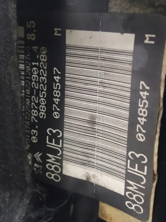 Pompe de servofrein OEM 9805232280 pour Peugeot Expert image 3
