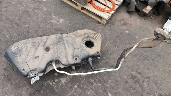 Gebruikte Diesel-brandstoftank OEM 80A201021 voor Audi Q5 image 2
