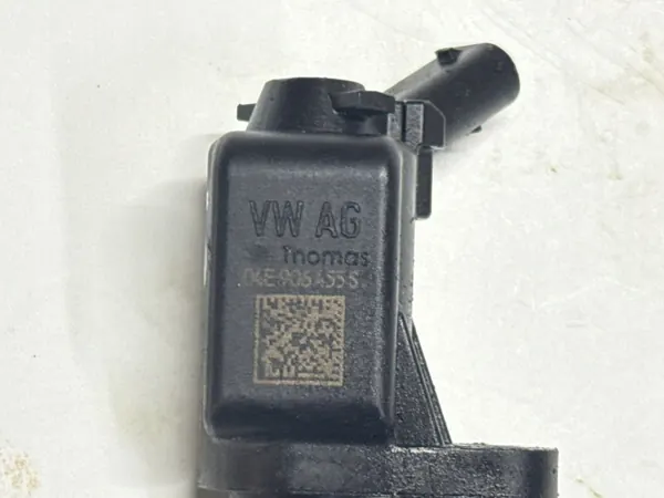 Válvula de árvore de cames VW Golf VIII OEM 04E905655 image 3