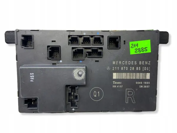 Mercedes E-luokka W211 Oikea Etuovi Moduuli OEM A2118702885 image 2
